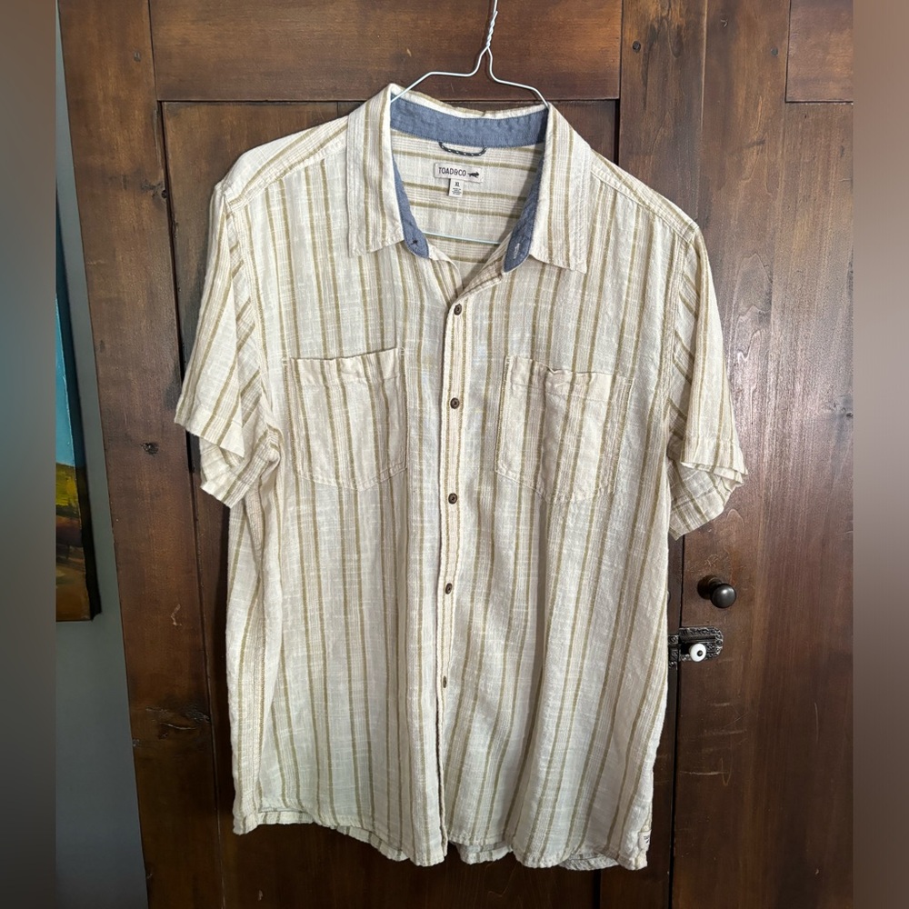 Toad&Co Cream Striped Short-Sleeve Button-Down Shirt